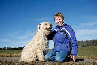 Mit Hund kommen Kinder öfters an die frische Luft